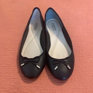 Cute Alfani black ballet flats Sz 8